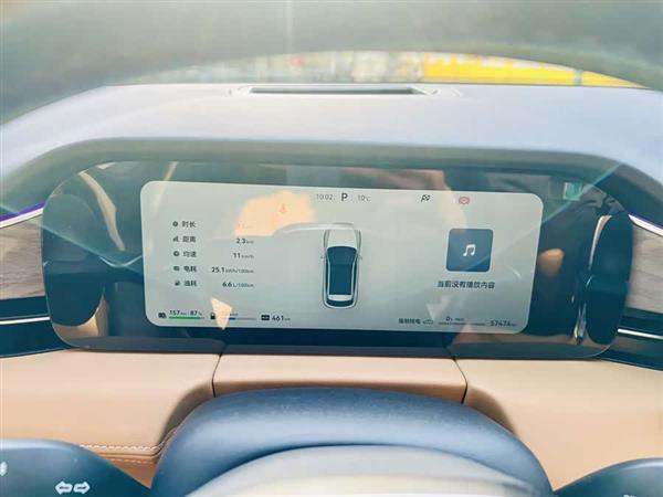 问界M5 2022款 增程四驱至臻版