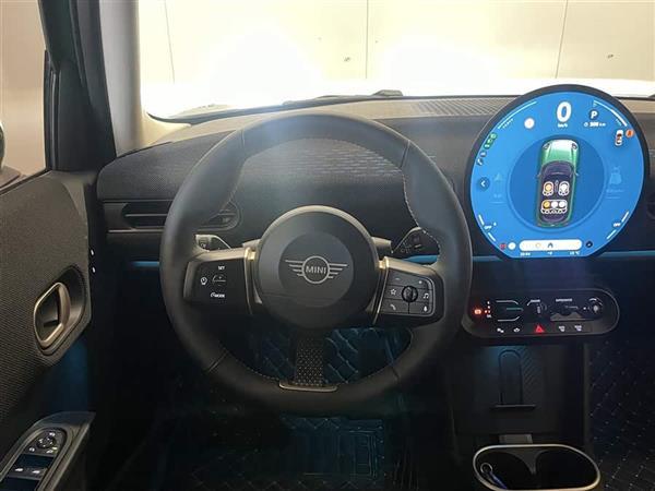 MINI 2025款 1.5T COOPER 经典派 五门版