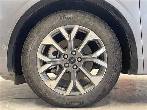 锐界 2023款 锐界L 2.0T EcoBoost 四驱七座至尊型