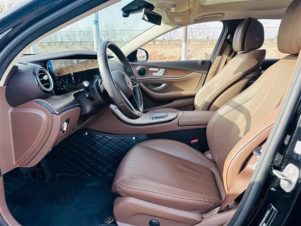 奔驰E级 2023款 E 300 L 时尚型