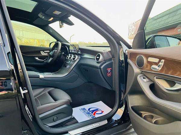 奔驰GLC 2021款 GLC 260 L 4MATIC 豪华型