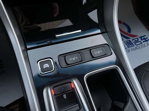 雅阁 2016款 混动 2.0L 锐酷版