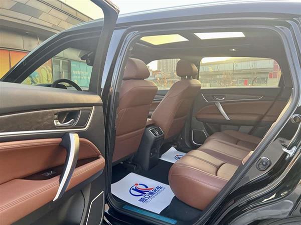 本田UR-V 2020款 370TURBO 四驱尊享版