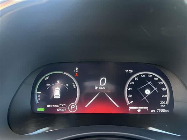 皇冠陆放 2021款 2.5L HEV四驱尊贵版