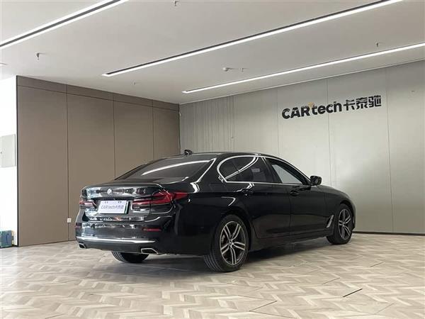 宝马5系新能源 2022款 535Le 豪华套装