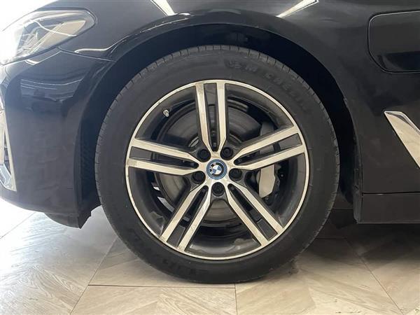 宝马5系新能源 2022款 535Le 豪华套装