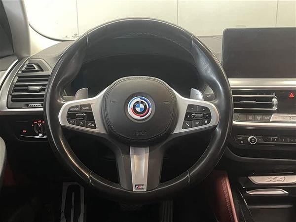 宝马X4 2022款 xDrive 25i M运动套装