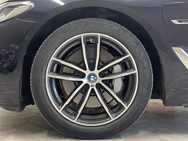 宝马5系新能源 2021款 535Le M运动套装