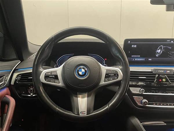 宝马5系新能源 2021款 535Le M运动套装