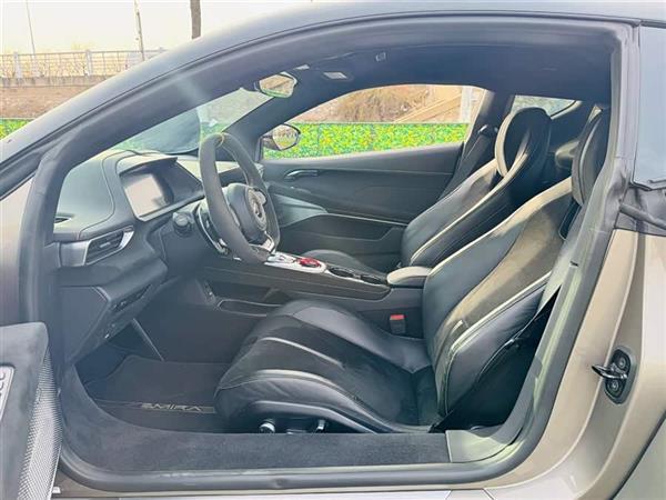 EMIRA 2021款 2.0T DCT First Edition