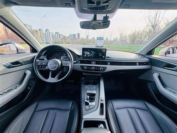 奥迪A4L 2017款 40 TFSI 进取型