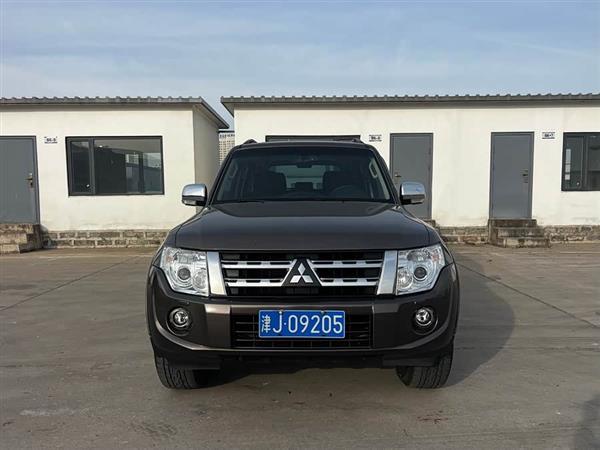 帕杰罗(进口) 2014款 3.0L 精英版