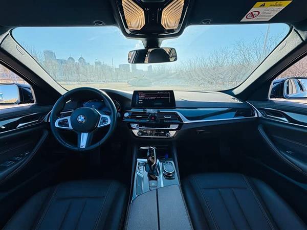 宝马5系 2020款 525Li M运动套装
