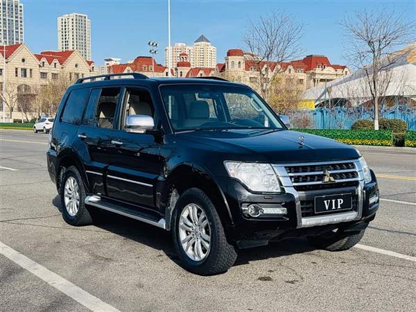 帕杰罗(进口)V97 2018款 3.8L 中东版