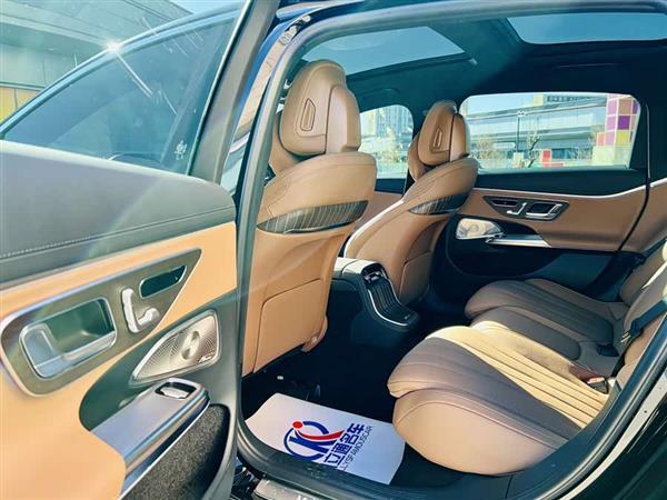 奔驰E级 2024款 E 300 L 豪华型