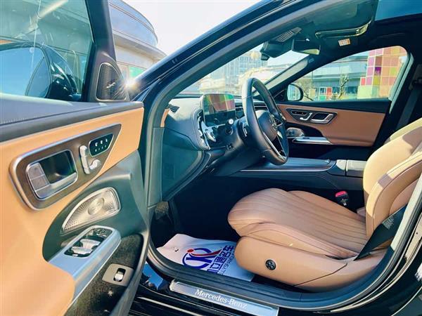 奔驰E级 2024款 E 300 L 豪华型
