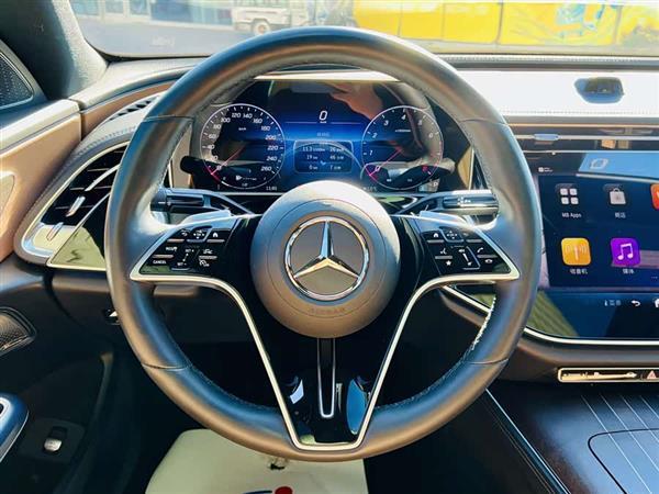 奔驰E级 2024款 E 300 L 豪华型