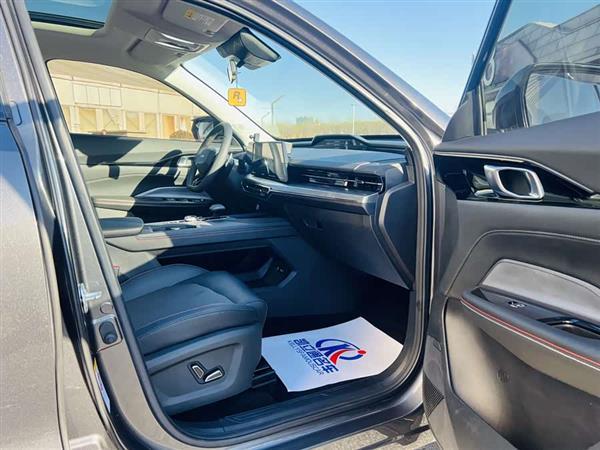 长安欧尚Z6 2022款 蓝鲸 1.5T DCT智领型城市版