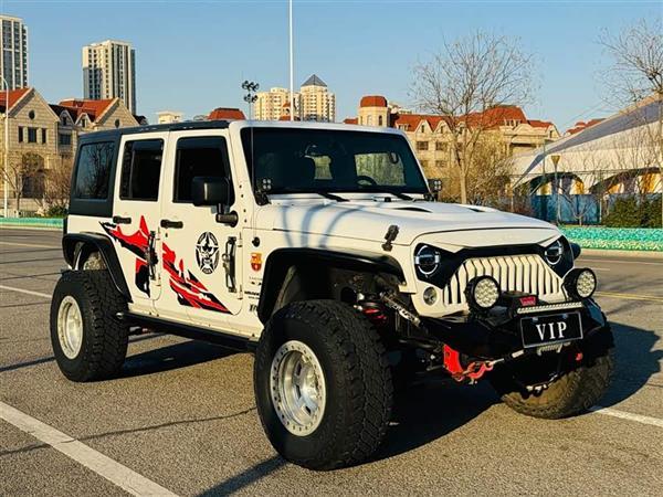 牧马人 2015款 3.0L Sahara 四门舒享版