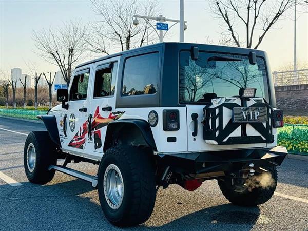 牧马人 2015款 3.0L Sahara 四门舒享版