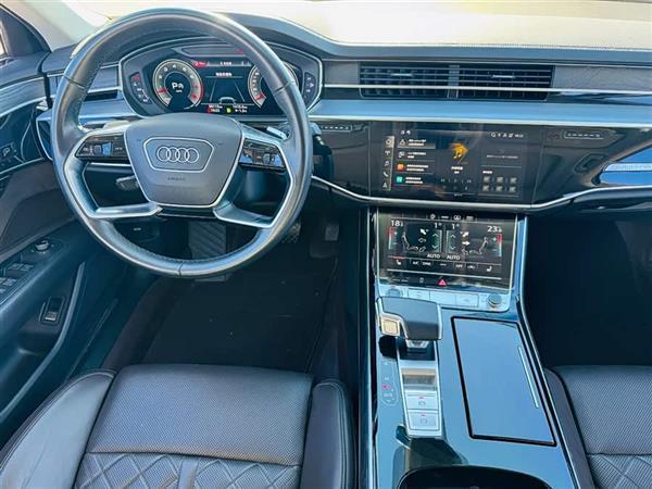 奥迪A8 2021款 A8L 50 TFSI quattro 舒适型