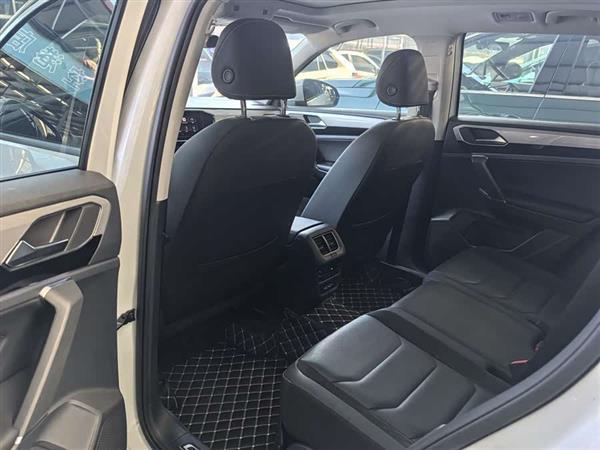 探岳 2020款 330TSI 两驱豪华智联版