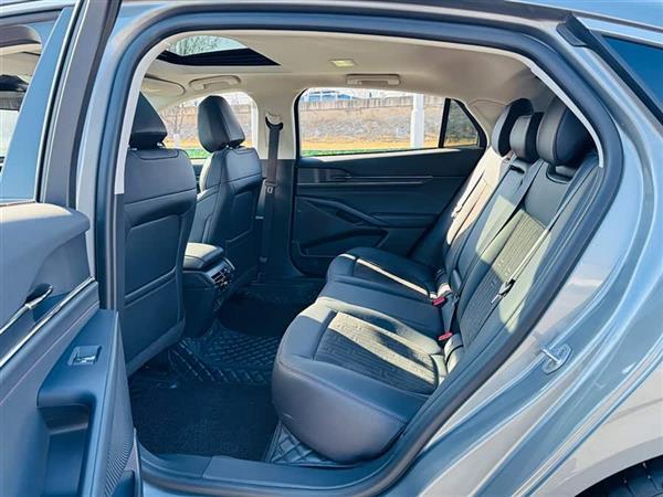 蒙迪欧 2023款 EcoBoost 180 豪华型