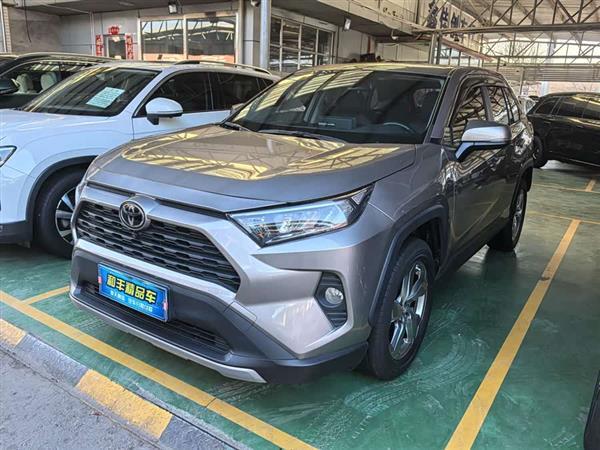RAV4荣放 2021款 2.0L CVT两驱风尚版
