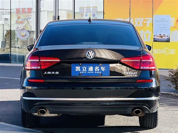 帕萨特 2016款 330TSI DSG尊荣版