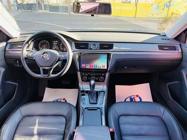 帕萨特 2016款 330TSI DSG尊荣版