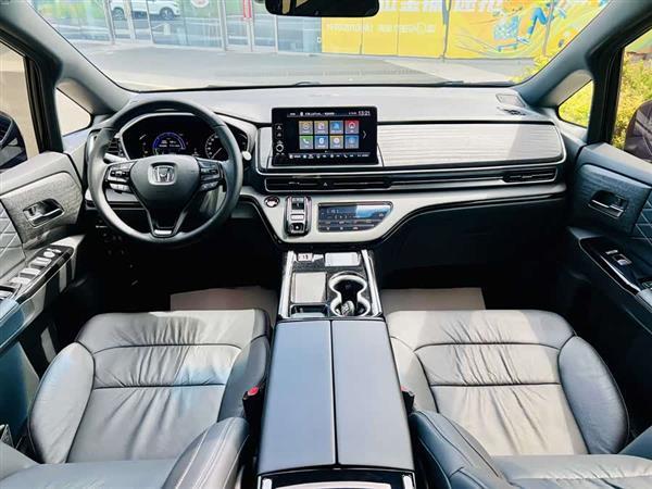 艾力绅 2024款 2.0L e:HEV 豪华版