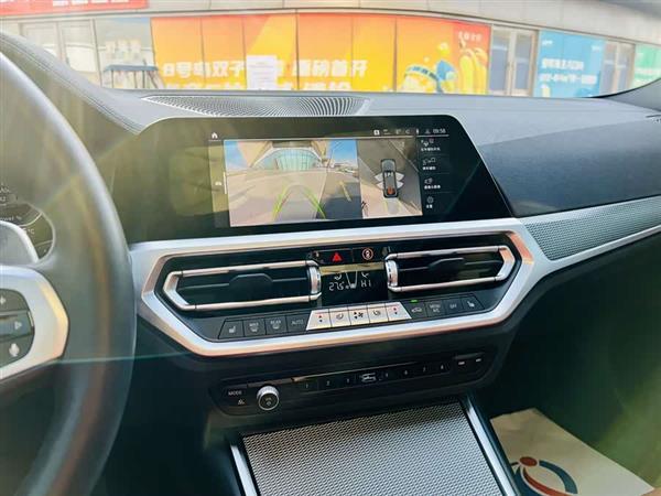 宝马4系 2022款 430i Gran Coupe M运动曜夜套装