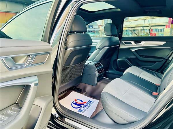 奥迪A6L 2024款 45 TFSI 臻选动感型