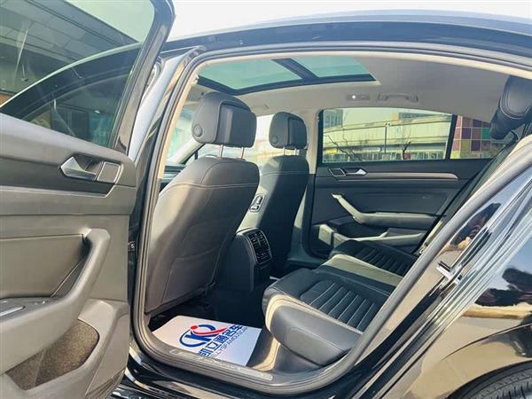 迈腾 2020款 330TSI DSG 领先型