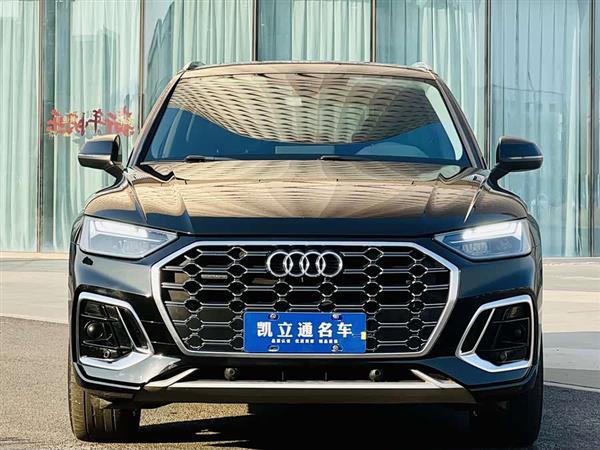奥迪Q5L 2022款 40T 豪华动感型