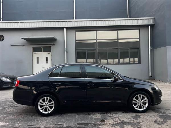 速腾 2011款 1.4TSI 自动豪华型