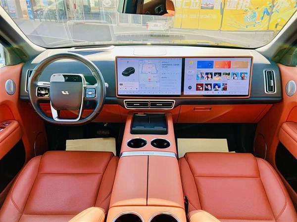 理想L8 2023款 Pro