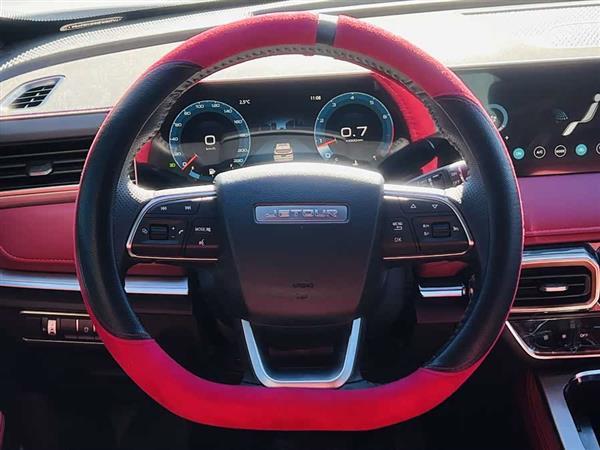 捷途X70 PLUS 2025款 冠军版 1.5T DCT冠军PRO 5座