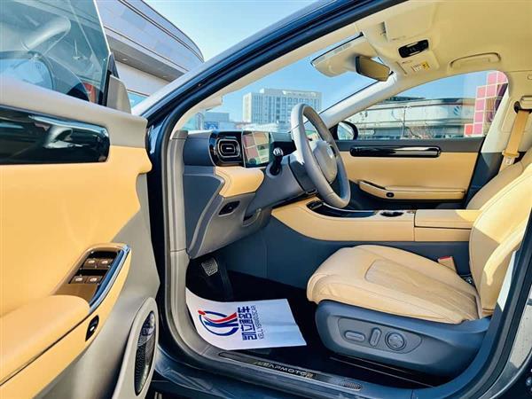 零跑C01 2024款 增程 316尊享版