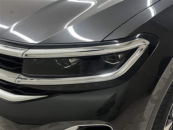 揽境 2022款 530TSI 四驱旗舰胜境版Pro 6座