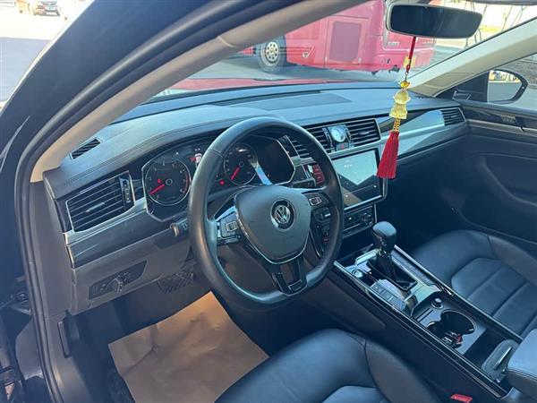 辉昂 2018款 改款 380TSI 两驱商务版