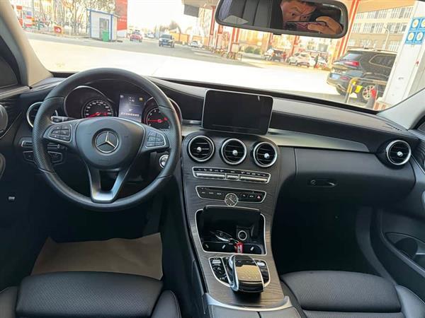 奔驰C级 2017款 C 200 L 运动版