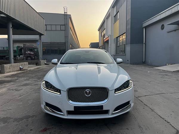 捷豹XF 2014款 XF 2.0T 风华版