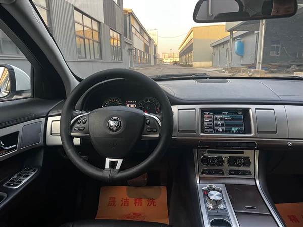 捷豹XF 2014款 XF 2.0T 风华版