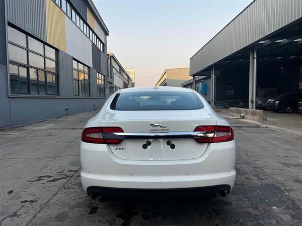 捷豹XF 2014款 XF 2.0T 风华版