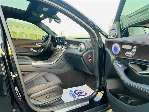 奔驰GLC 2020款 改款 GLC 260 L 4MATIC 豪华型