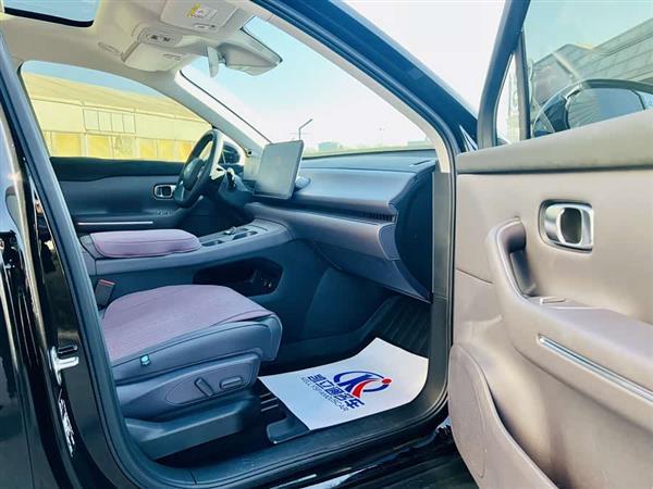 零跑C16 2024款 增程 200尊享版