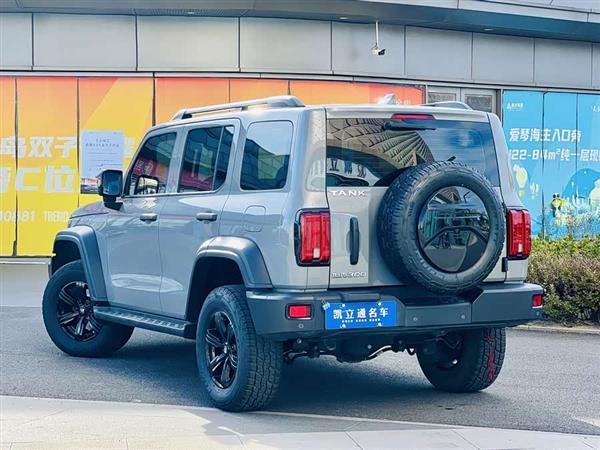 坦克300 2021款 越野版 2.0T 征服者