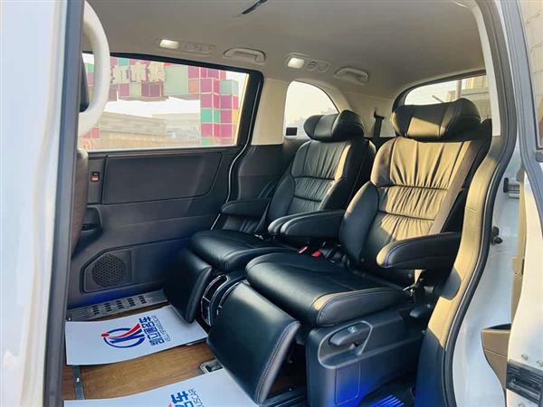 奥德赛 2022款 2.0L e:HEV 锐·领享版