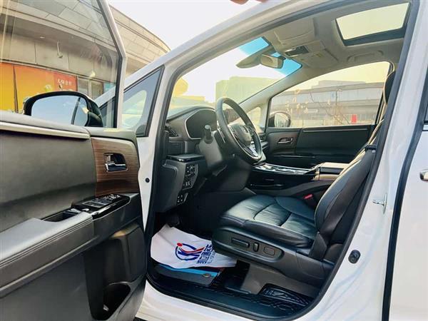 奥德赛 2022款 2.0L e:HEV 锐·领享版